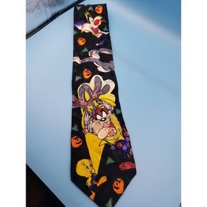 100% Silk, Looney Tunes Mania Taz , Bugs, Tweety Halloween Pumpkins Men's Tie